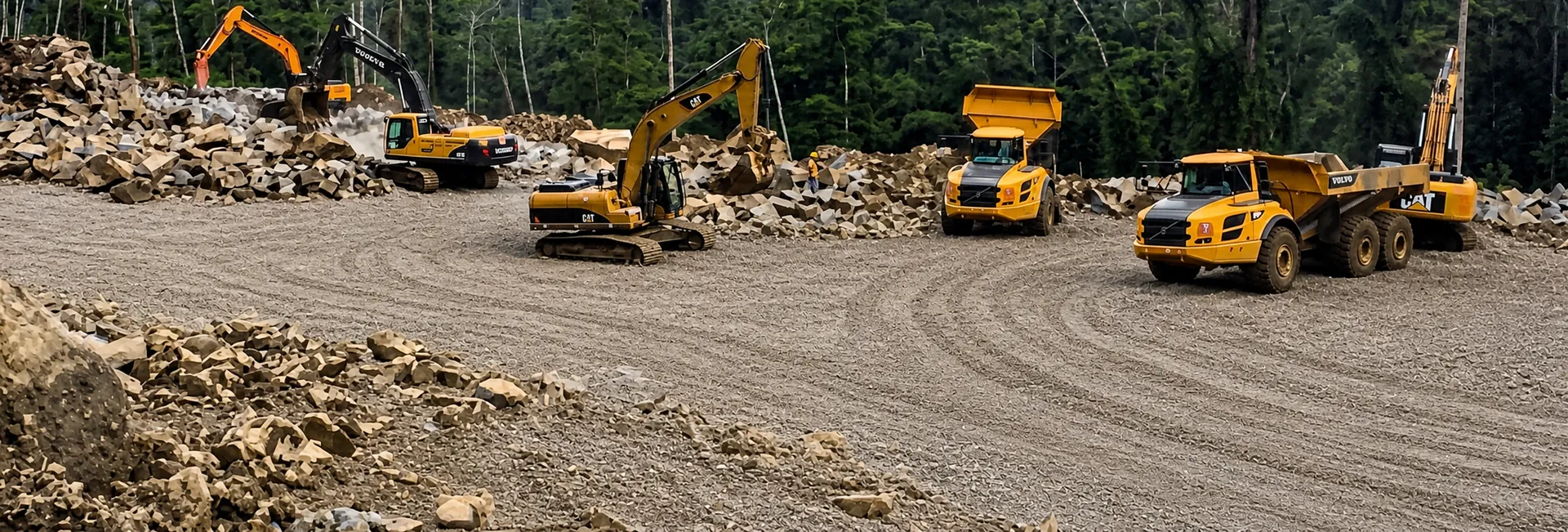 Fleet at work in the Asunción quarry.