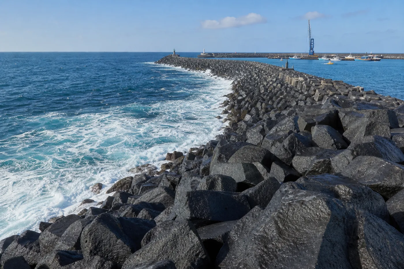Breakwaters & coastal defense